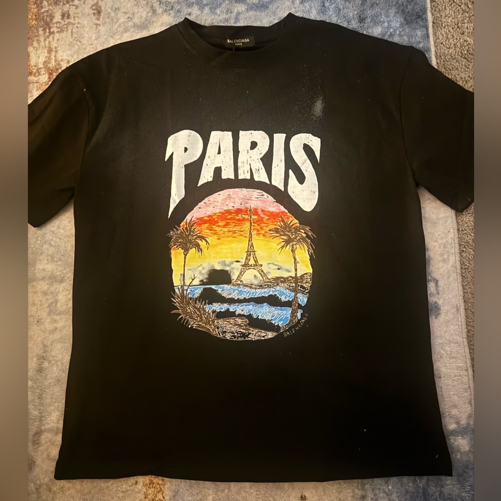 Balenciaga Graphic T-shirt NWT 2024